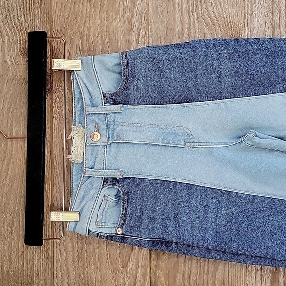 Altar'd State Size 24/0 Two Toned Flared Jeans - Picture 4 of 7